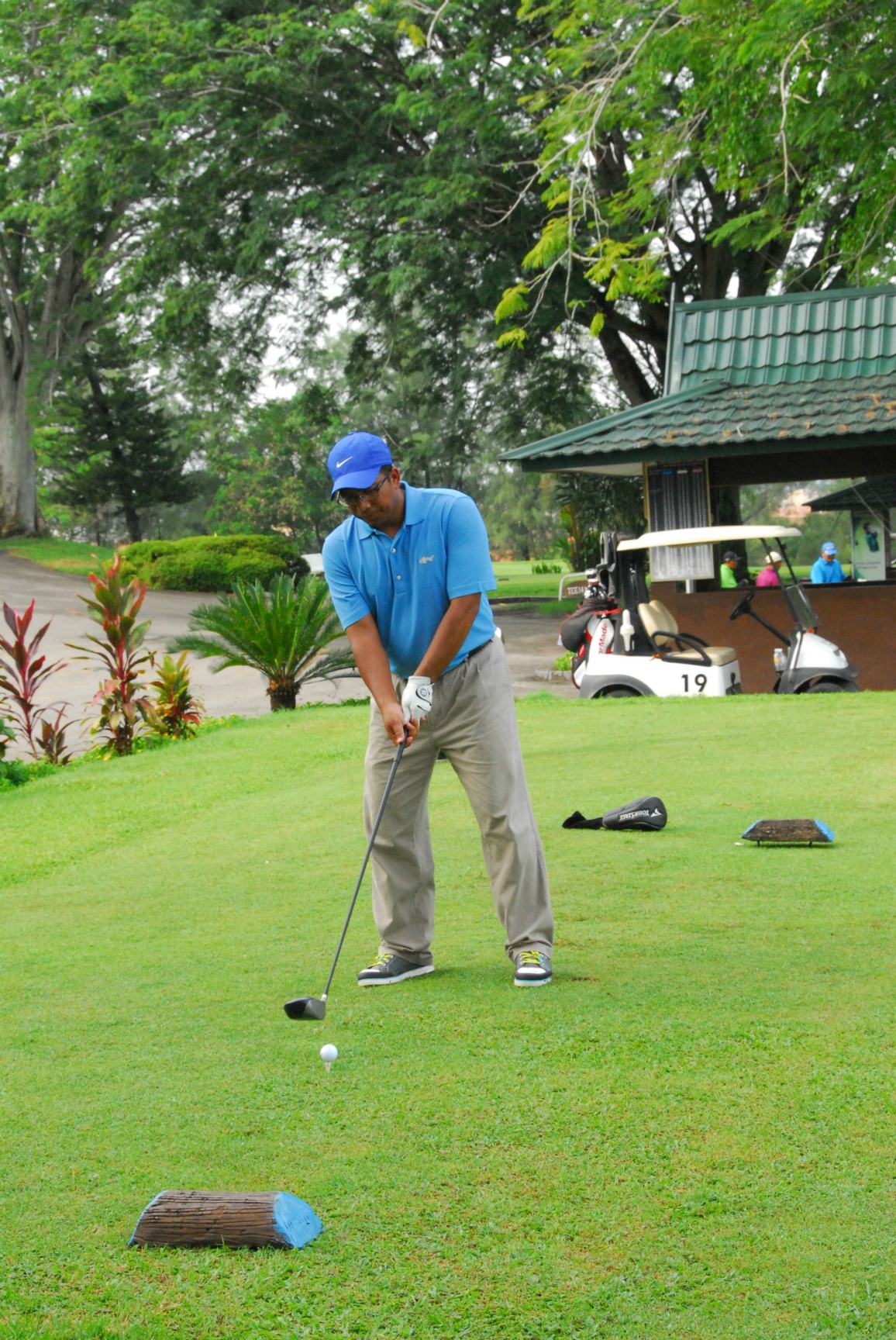 PRO15 157 GOLF DSC 0299.JPG